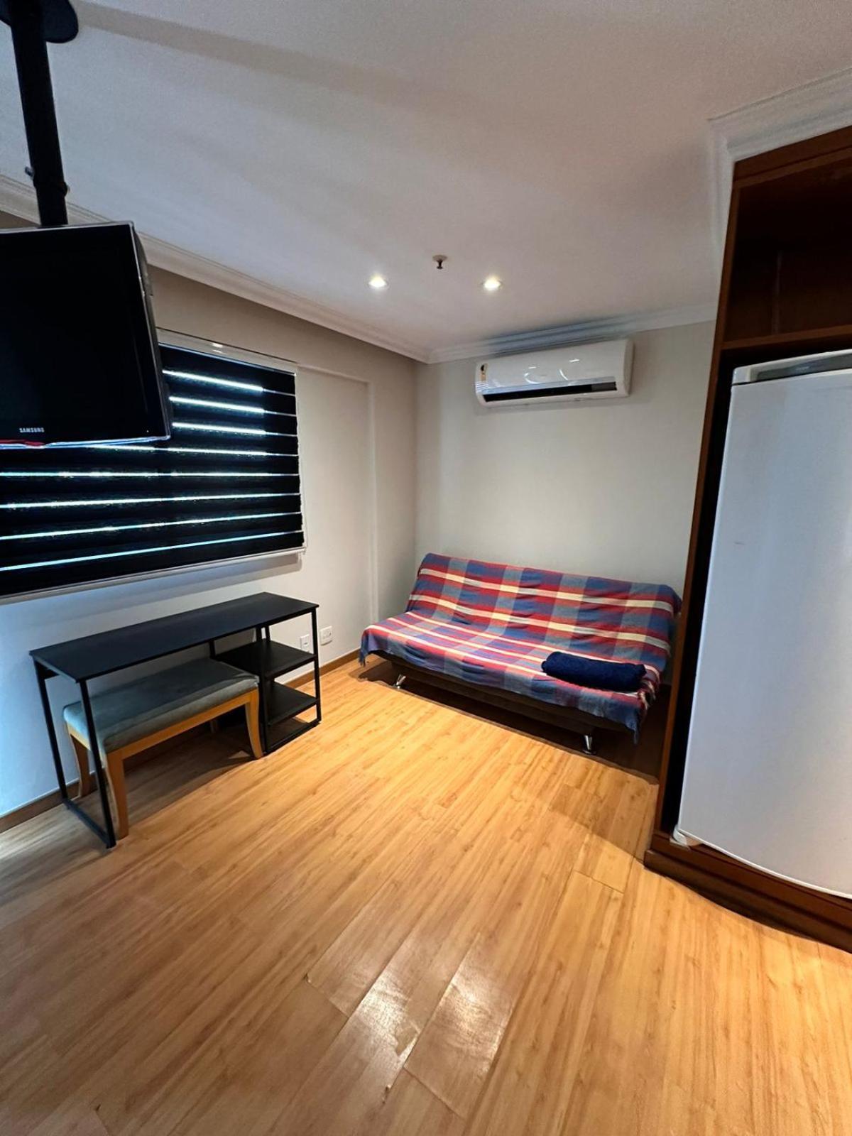 Flat na Barra da Tijuca. Apartamento *
